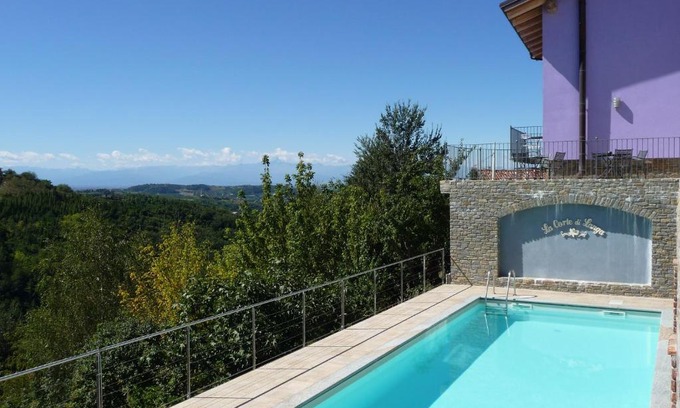 Cerretto Langhe Apartment | La Corte di Langa alloggio Giada