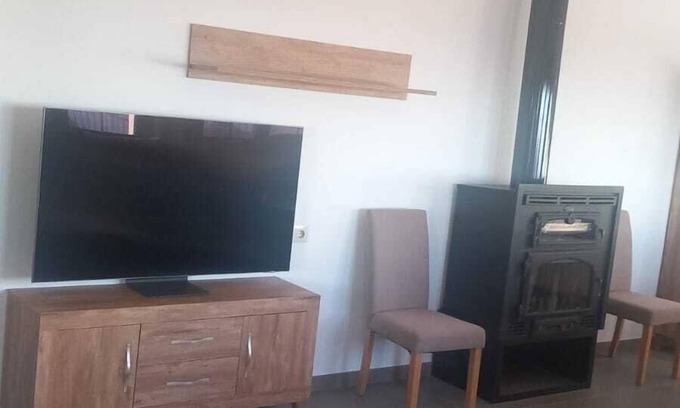 Murtas House | La Cruz Pintá House in Granada