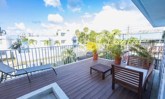 Ocean Park Hotel | La Esmeralda PR
