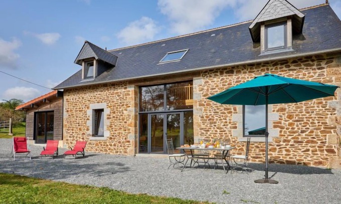 Saint-Aubin-de-Terregatte House | la favrais by Interhome