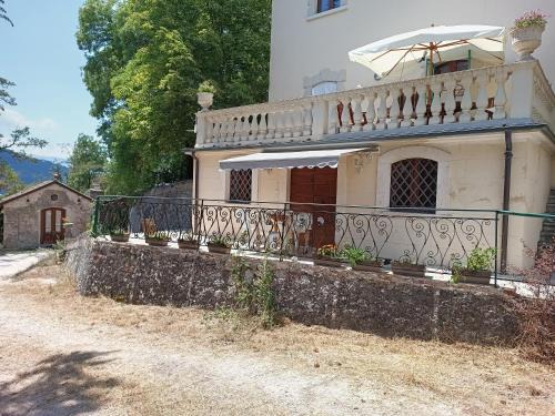 L'Aquila House | La Fioraia e La Legnaia