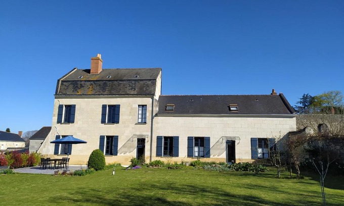 Le Coudray-Macouard House | La Floréciane