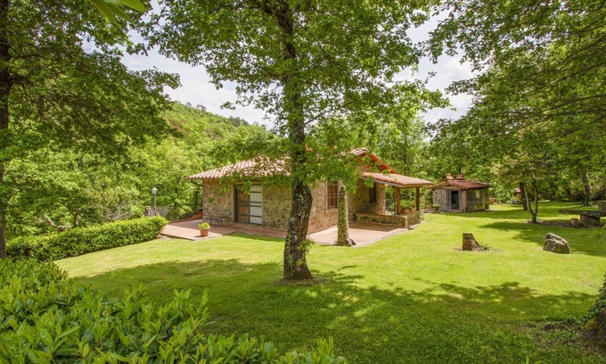 Loro Ciuffenna House | La Fornace by Interhome