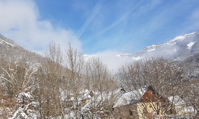 Thoiry House | La Fougère/Margériaz/Féclaz/Heart of the mountain 🌟 Warm decoration 🌟 8 p/Rare