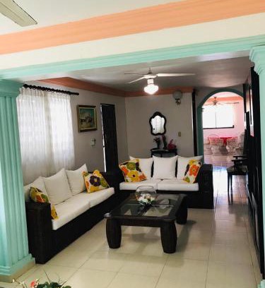 Guayacanes Apartment | La Gaviota B1