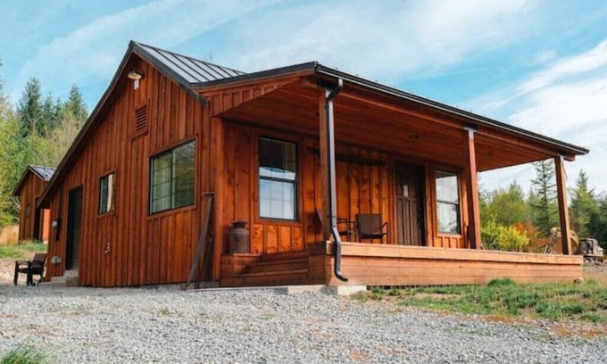 Eatonville Cabin | La Grande Cabinnn