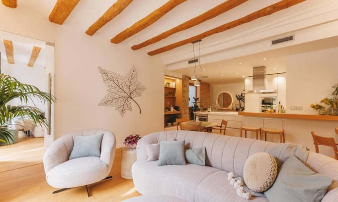 el Mercadal Apartment | La Joia del Barri Vell - Holiday Apartment in Girona | Bravissimo