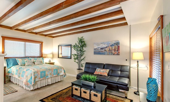 La Jolla Shores Apartment | La Jolla Shores Village, Romantic Hideaway, Short stroll to beach, New upgrades