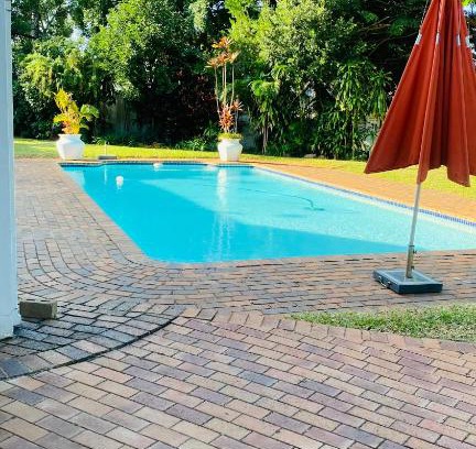 La Lucia House | La Lucia Sleepover