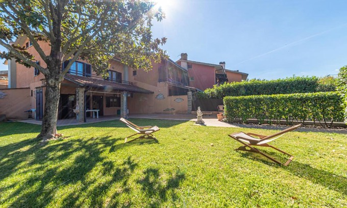 Lake Bracciano Villa | La Luna sul lago