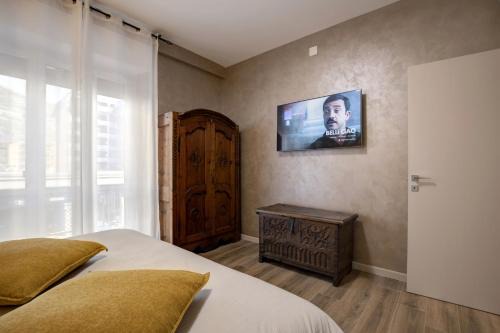 Aosta Apartment | LA LUPA Apartment - In the heart of Aosta with car Box