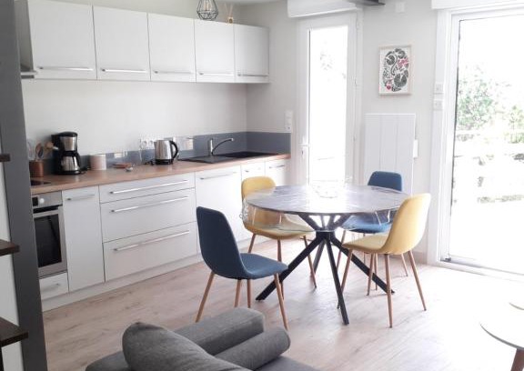 Mauleon House | La Mésange