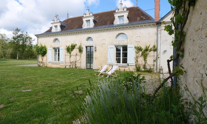 Ambillou House | La Maison des Enfants - Beautiful family gîte for 6 people