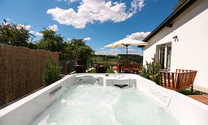 Siviriez Cottage | La Maisonnette Enchantée