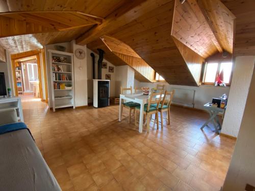 Asiago Apartment | La Mansardina in centro Asiago