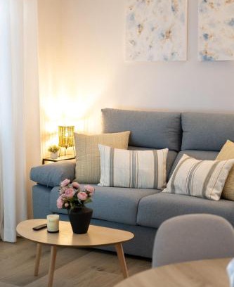 El Porvenir Apartment | La Ofi home Sevilla
