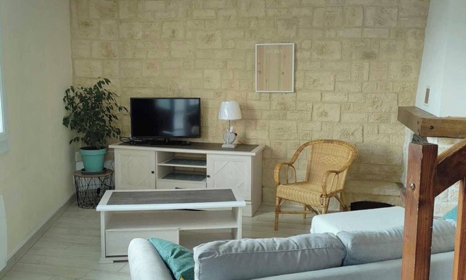 Savigny-en-Veron House | La P'tite Véronnaise