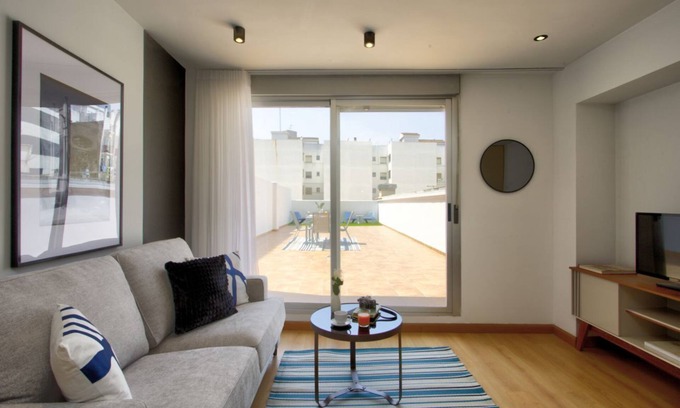 Castello de la Plana Apartment | La Pergola 1C - Interior Studio with Terrace