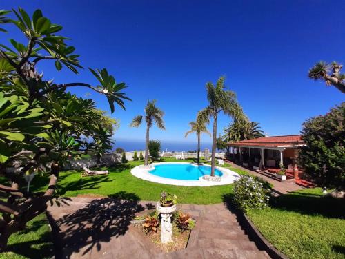 Los Realejos Villa | La Perla Exotica