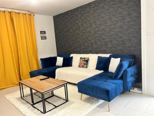 Le Mans House | La Perle Rive Gauche