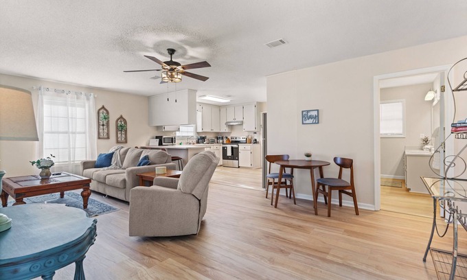 Dock Junction House | La Petit Refuge - Pet Friendly w/Fenced Yard