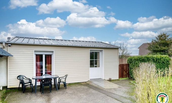Pissy-Poville House | La petite maison des Prés