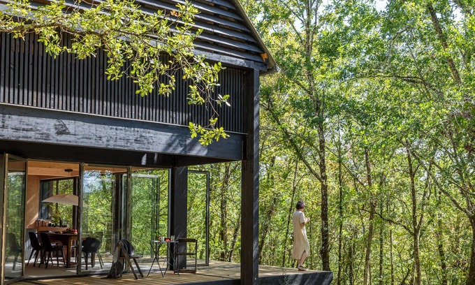 Valojoulx House | La Petite Maison Noire Dans la Forêt . Périgord Noir