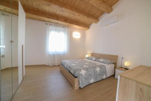 Serra de' Conti House | La Piazzetta Holiday House