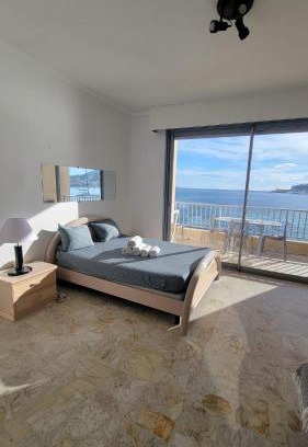 Le Ricanto Apartment | La plage à vos pieds, magnifique vue sur Ajaccio, pour 2 personnes