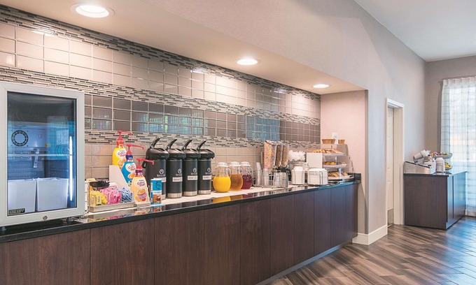 Conyers Hotel | La Quinta Inn & Suites by Wyndham Atlanta Conyers