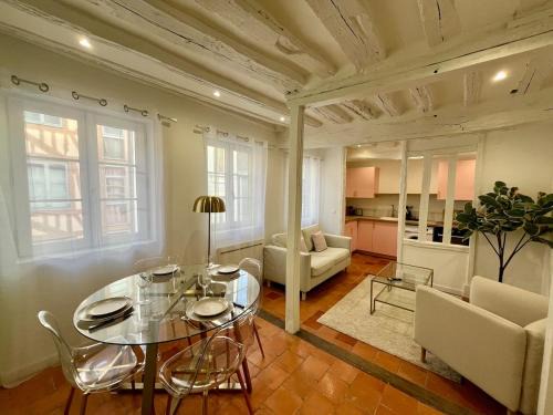 Quartier Saint-Marc - Croix de Pierre - Saint-Nicaise Apartment | La Rose de Vert