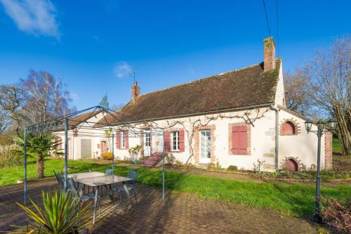 Chevillon House | La Ruchaude Enchantée - Grand jardin et sauna