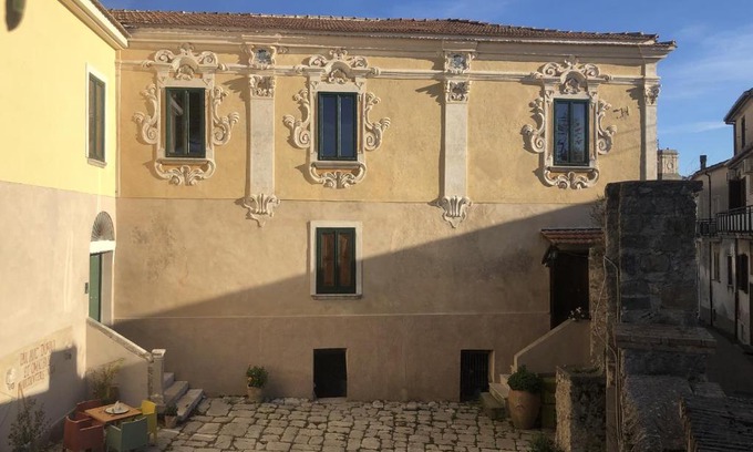 Capaccio Apartment | La Saletta - loft di Palazzo Tanza