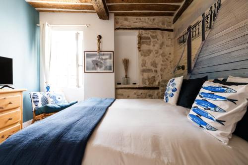 Vence Apartment | La Sanverine beautiful renovated duplex - historic center Vence