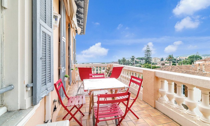 Beaulieu-sur-Mer Apartment | La terrasse de Bracco proche plage, gare, WIFI