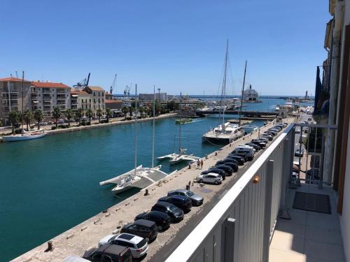 Sete Apartment | La terrasse des capucines