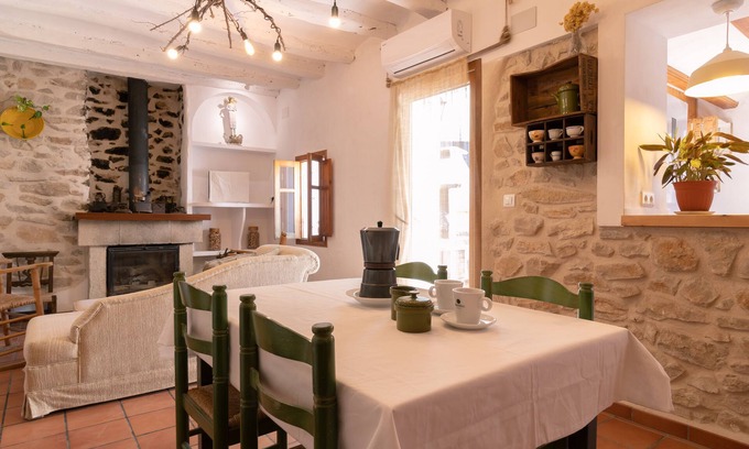 Benisili Cottage | "La Tia Rosita" beautiful rural house in La Vall de Gallinera, Alicante