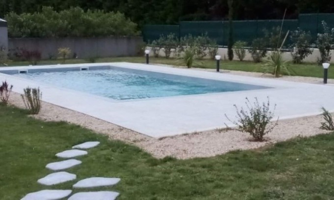 Vers-Pont-du-Gard Villa | La Villa du Garrège