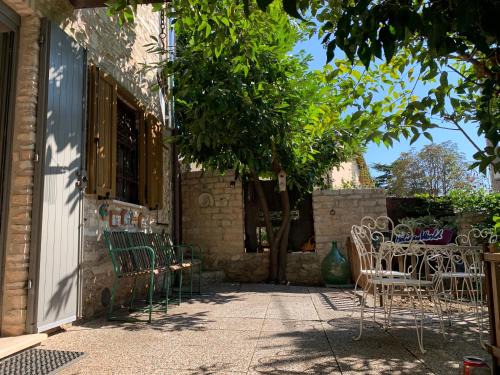 Cazzano Tramigna Apartment | La Volpe e l'Iris by Holiday World