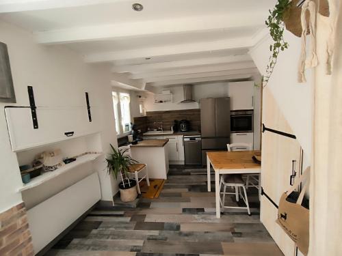 Sarrians House | Lac-auré