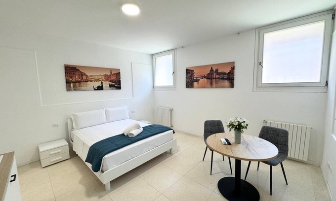 Dorsoduro Apartment | Laguna Loft