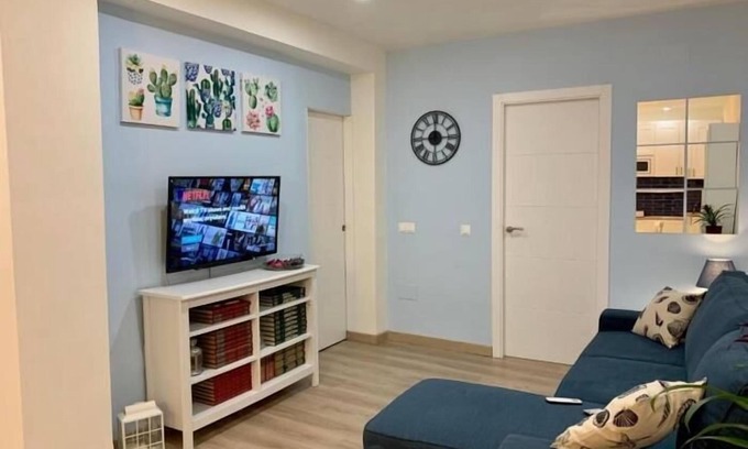 Lagunillas Apartment | Lagunillas Voyager apartment 1 bedroom apartment in Malaga City