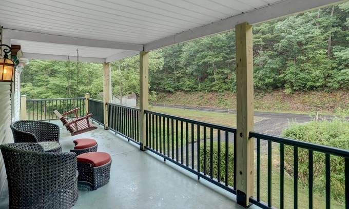 Hesston House | Lake Away Your Worries- Raystown Lake- Seven Points