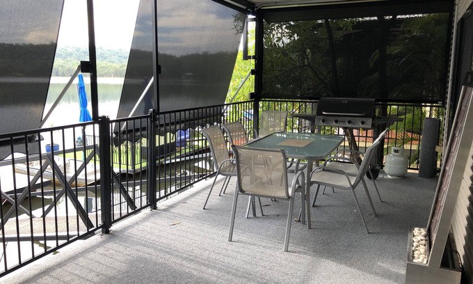 Lake Bennett House | Lake Bennett Bungalow 46