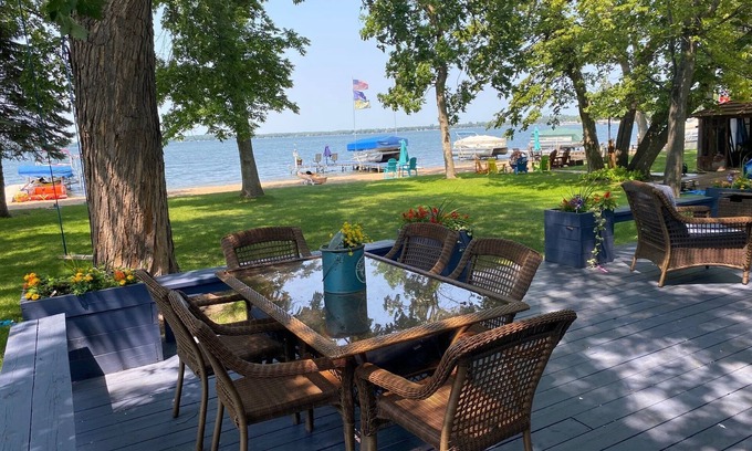 Detroit Lakes Cabin | Lake front Lake Melissa Cabin with huge sand beach!