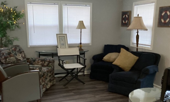 Anderson House | Lake Hartwell and Clemson University Retreat