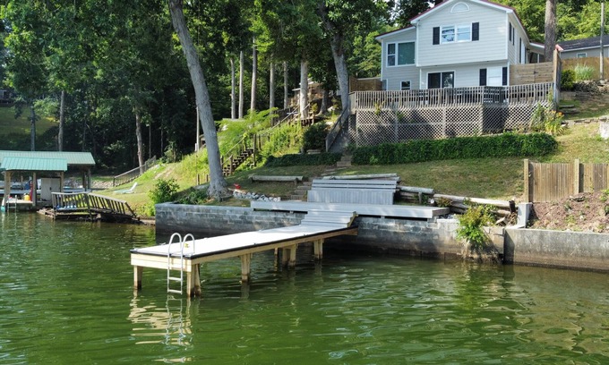 Monticello House | Lake Jackson Waterfront Home w/breathtaking views & dock