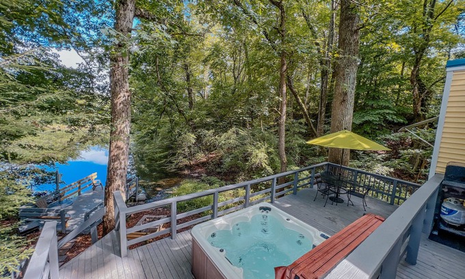 Rockbridge Cabin | Lake Life A-Frame (Hocking Hills Area)