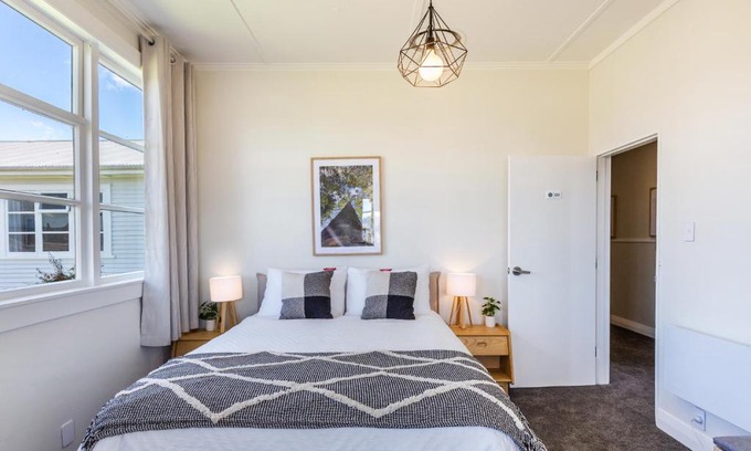 Mangakino Cabin | Lake Maraetai Lodge