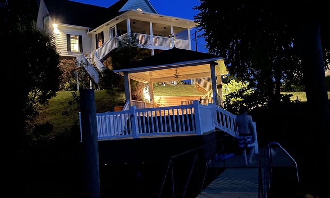 Newberry Shores House | Lake Murray Home - Great Water Views with private dock